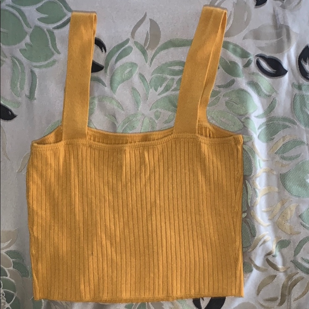 Top - Picture 2 of 2